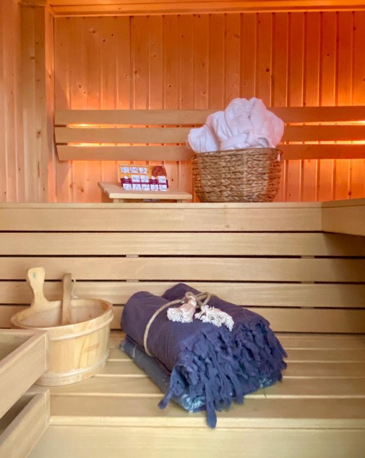 Romantic Wellness Bnb Noordwijk Exteriör bild